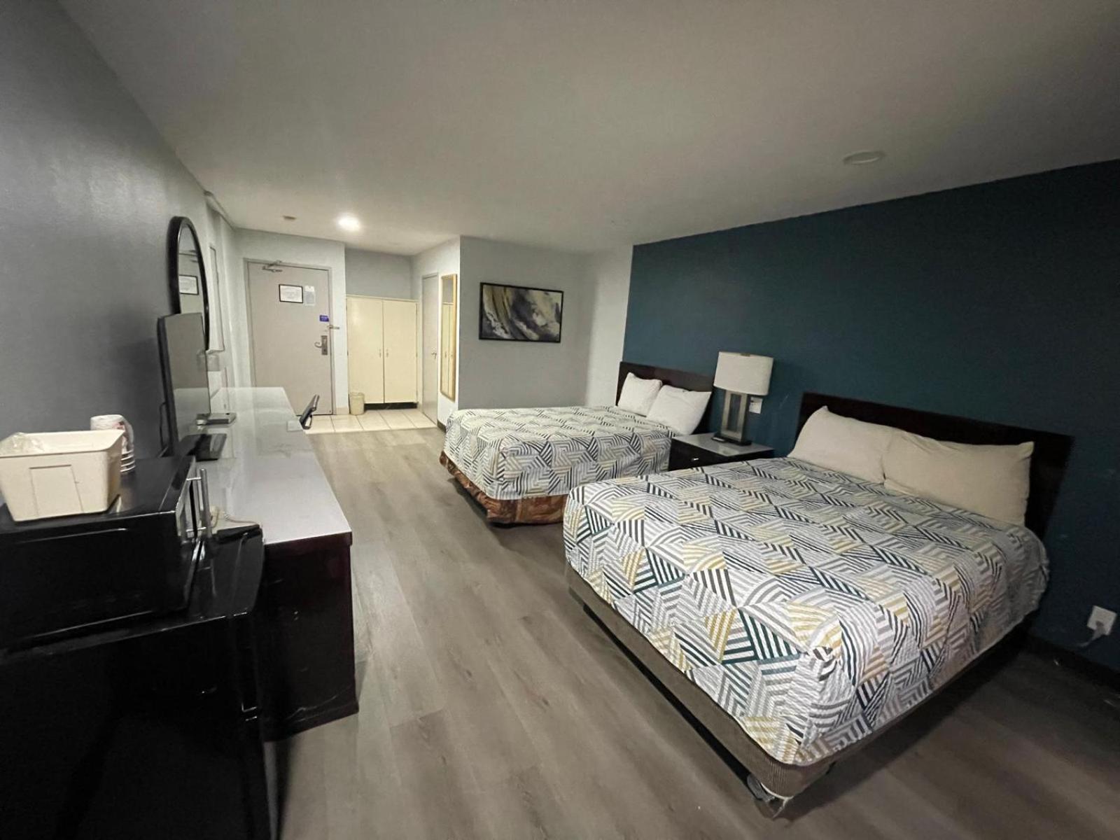Portside Inn & Suites Los Angeles Bagian luar foto