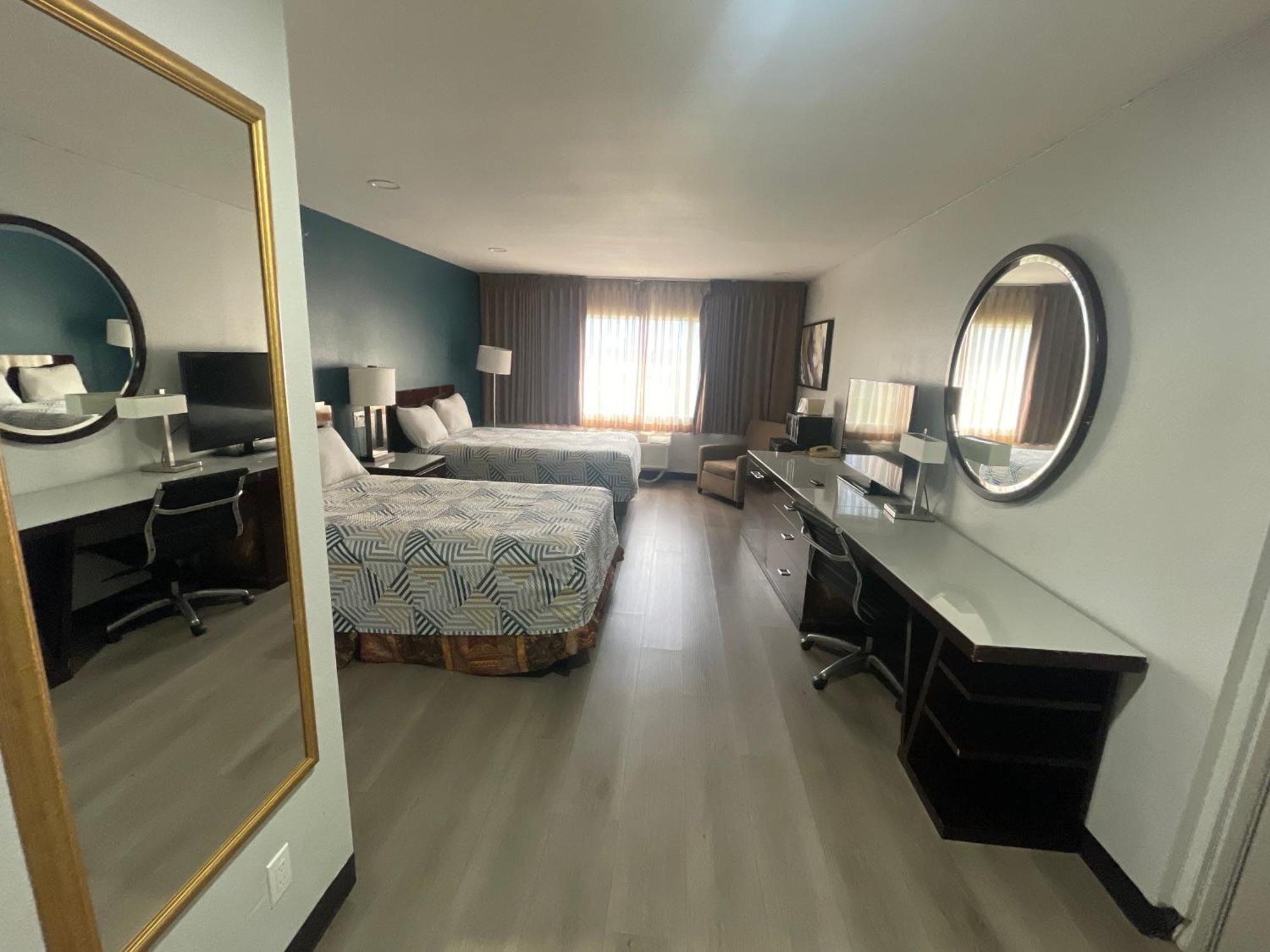 Portside Inn & Suites Los Angeles Bagian luar foto