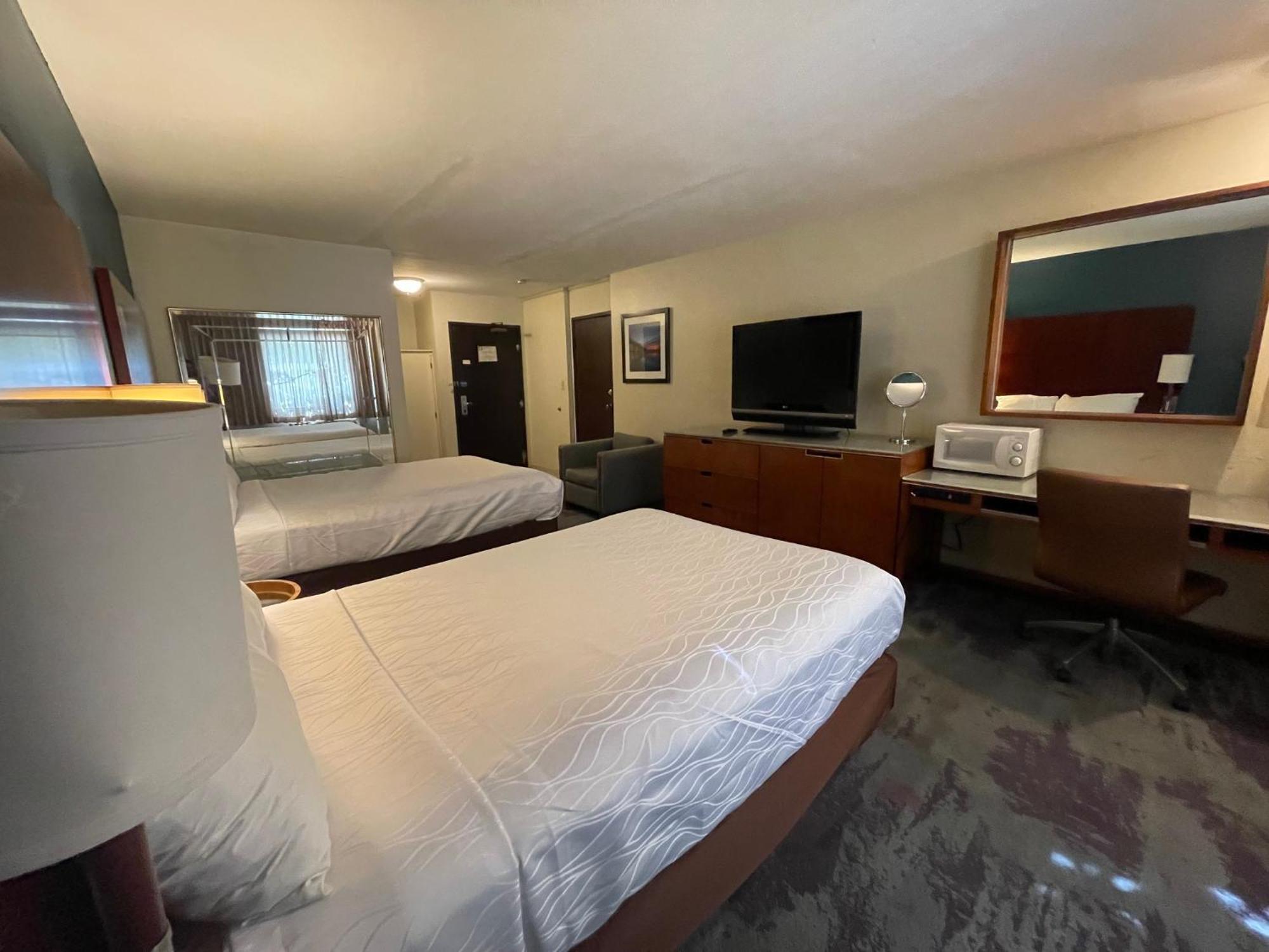 Portside Inn & Suites Los Angeles Bagian luar foto