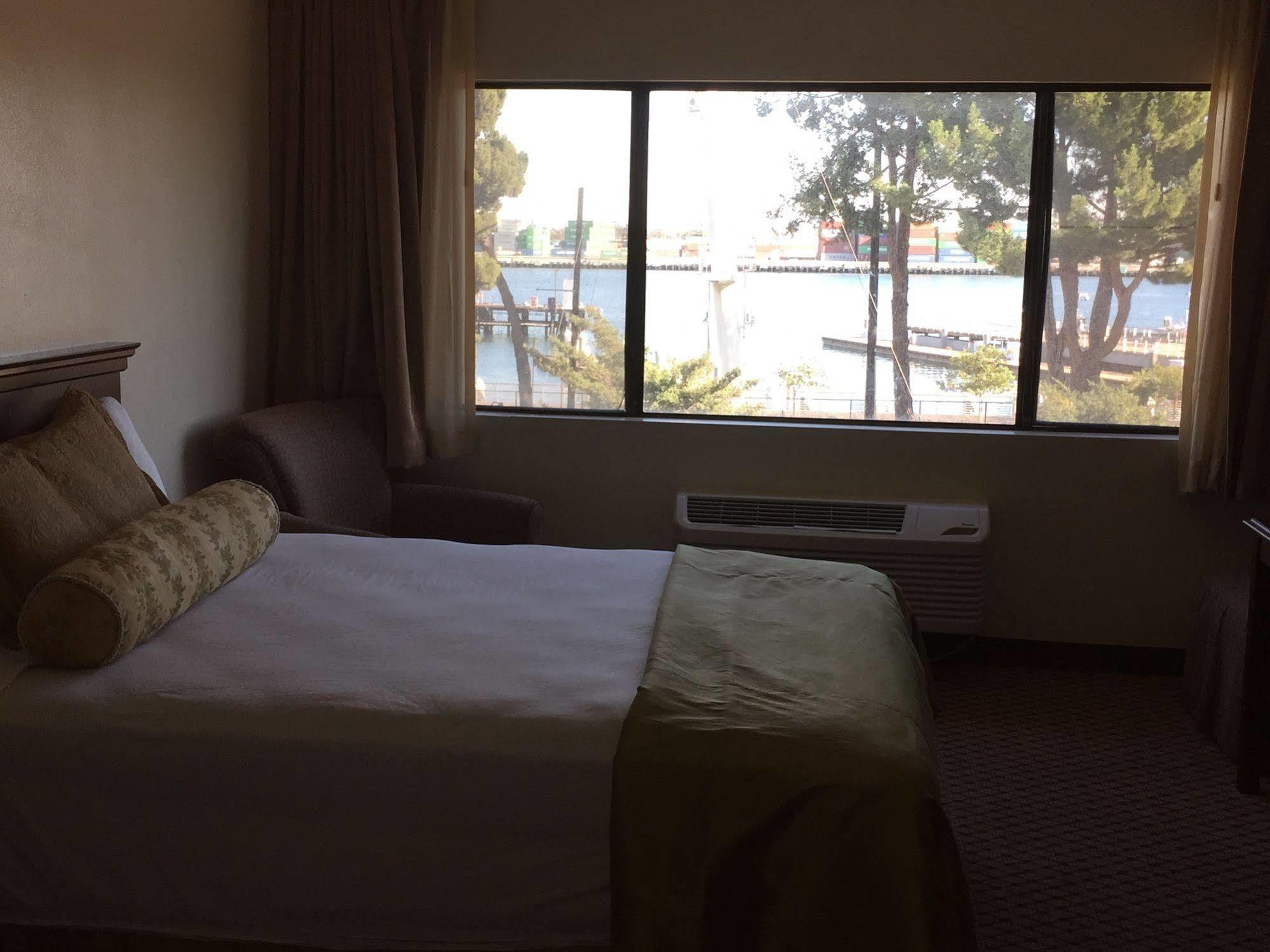 Portside Inn & Suites Los Angeles Bagian luar foto