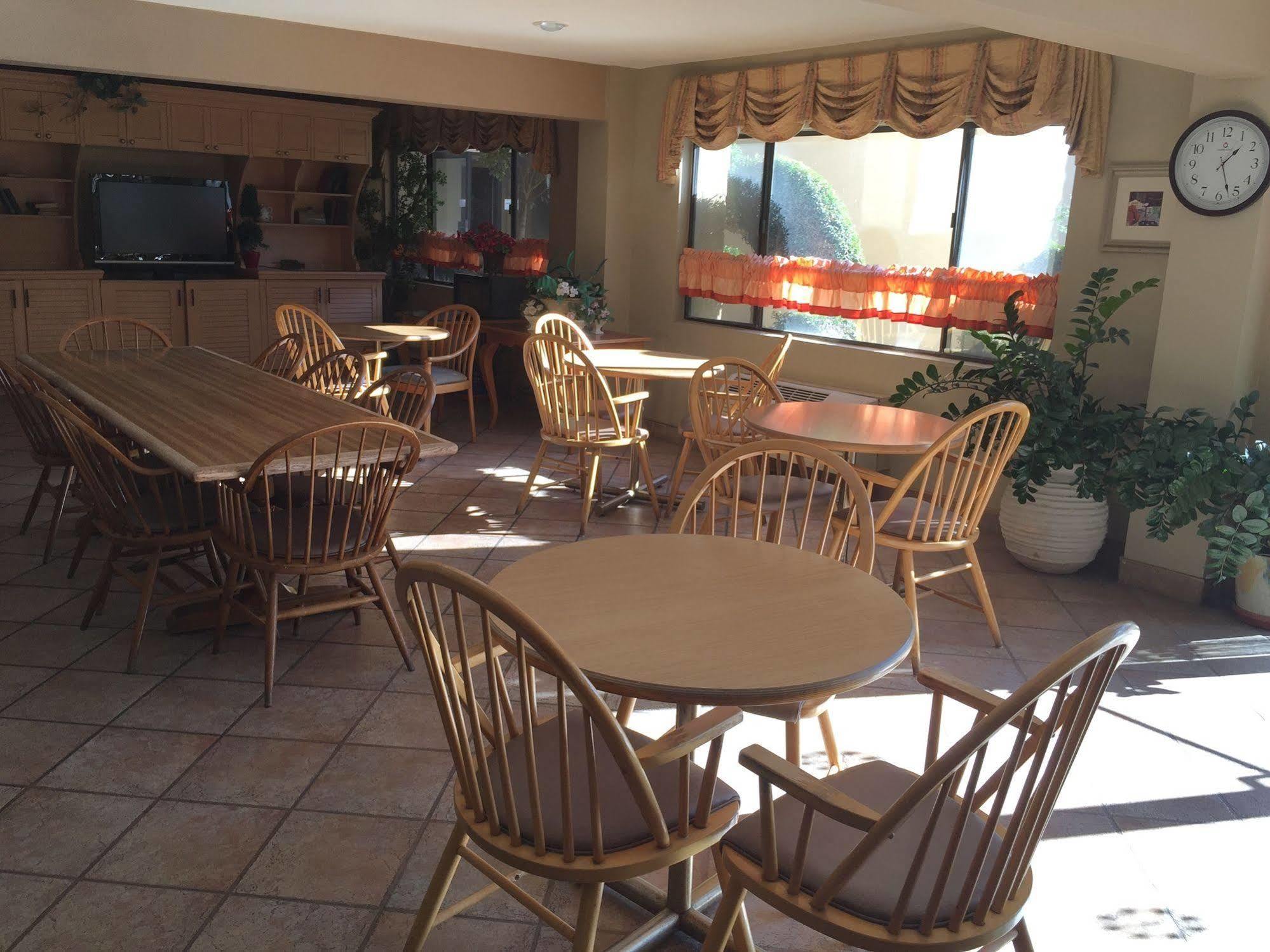 Portside Inn & Suites Los Angeles Bagian luar foto