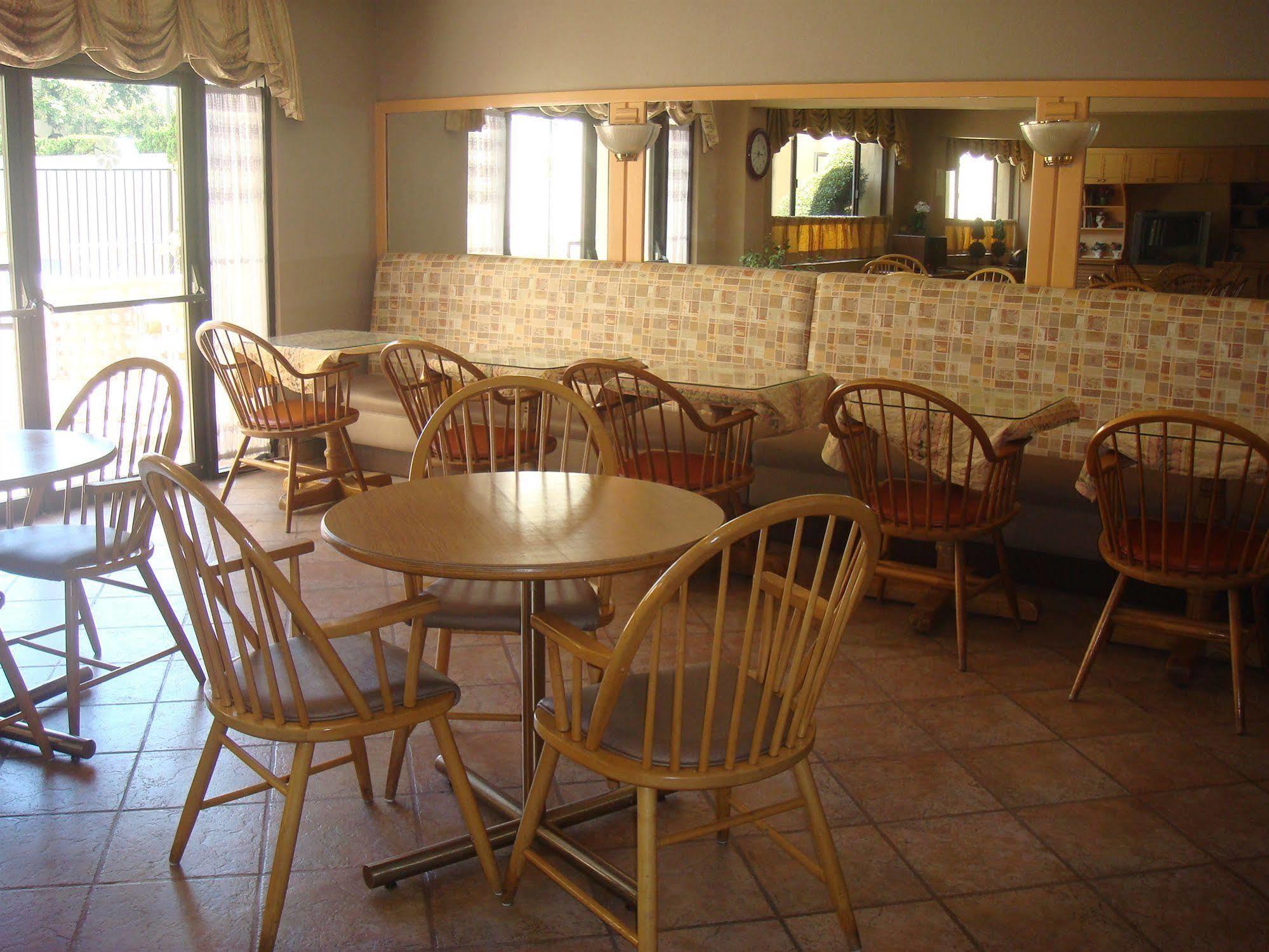 Portside Inn & Suites Los Angeles Bagian luar foto